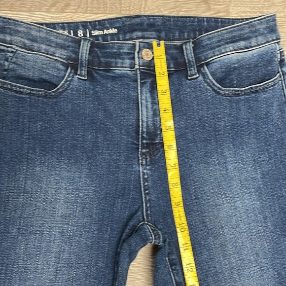 Talbots Flawless Scalloped Hem Embroidered Slim Ankle Denim Taylor Wash Jeans 8 - Picture 10 of 16